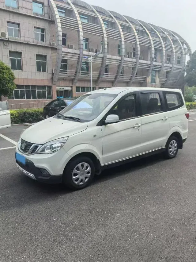 2014 WuLing HongGuang 1.5L 112HP L4 5MT,autocango,china used car exporter,china ev exporter,chinese used car exporter,chinese used ev exporter