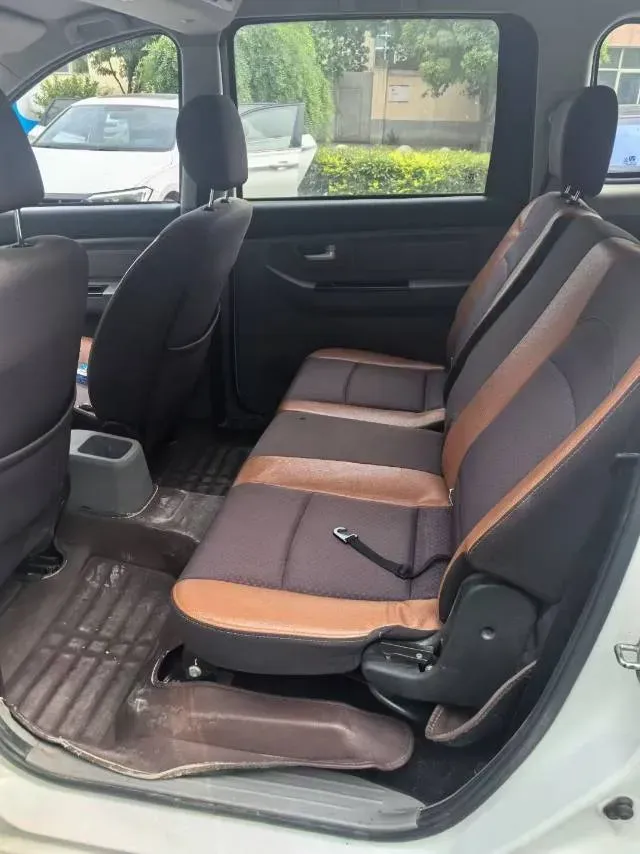 2014 WuLing HongGuang 1.5L 112HP L4 5MT,autocango,china used car exporter,china ev exporter,chinese used car exporter,chinese used ev exporter