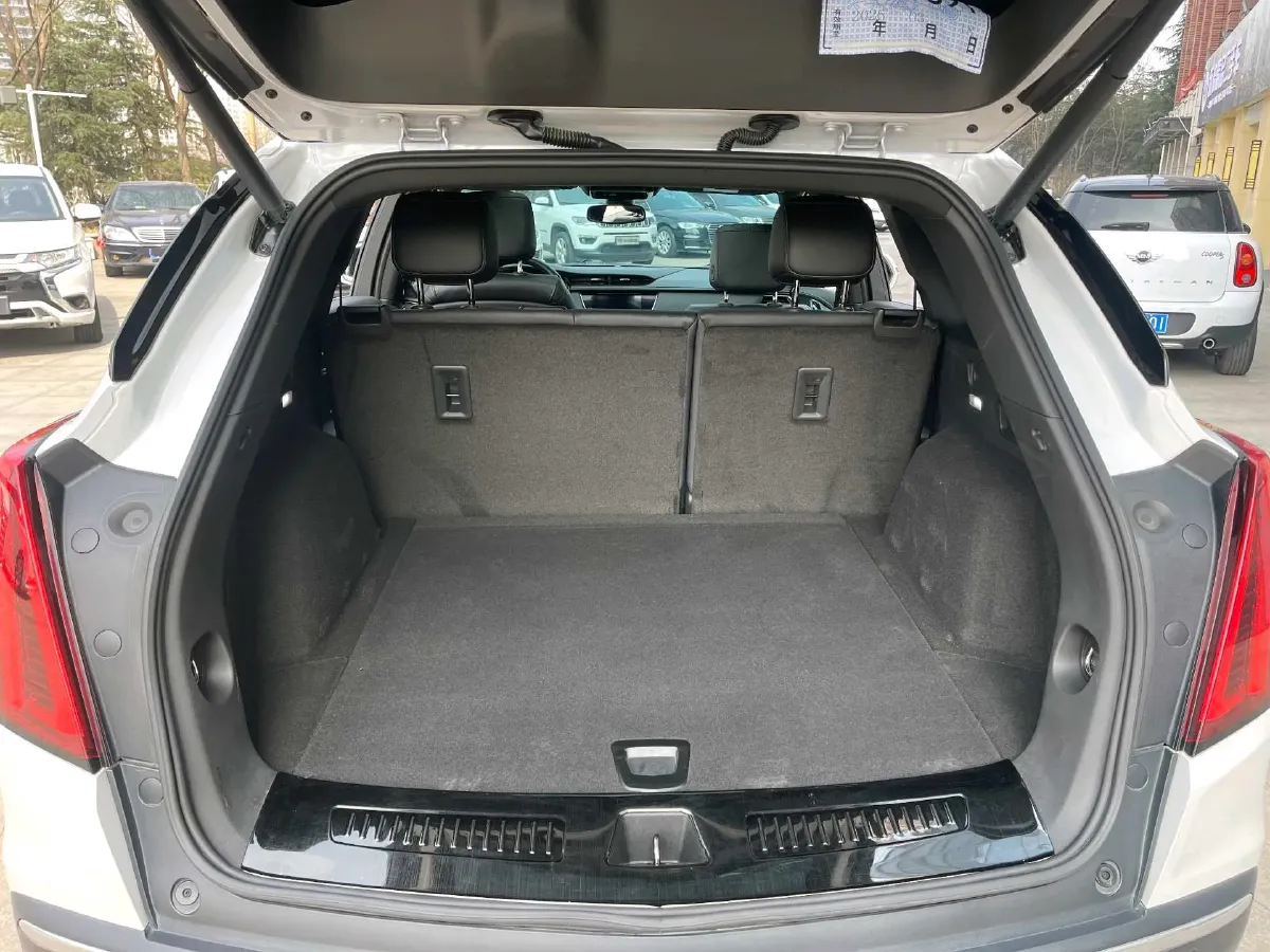 2020 Cadillac XT5 2.0T 237HP L4 9AT,autocango,china used car exporter,china ev exporter,chinese used car exporter,chinese used ev exporter