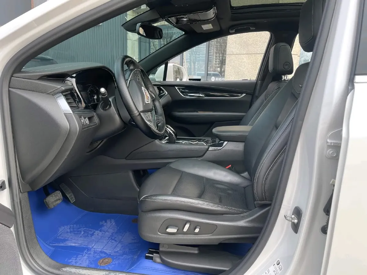 2020 Cadillac XT5 2.0T 237HP L4 9AT,autocango,china used car exporter,china ev exporter,chinese used car exporter,chinese used ev exporter