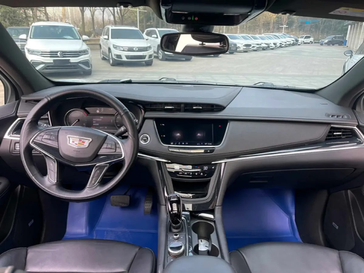 2020 Cadillac XT5 2.0T 237HP L4 9AT,autocango,china used car exporter,china ev exporter,chinese used car exporter,chinese used ev exporter