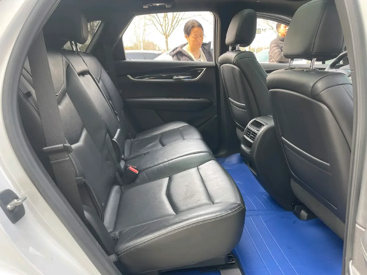 2020 Cadillac XT5 2.0T 237HP L4 9AT,autocango,china used car exporter,china ev exporter,chinese used car exporter,chinese used ev exporter