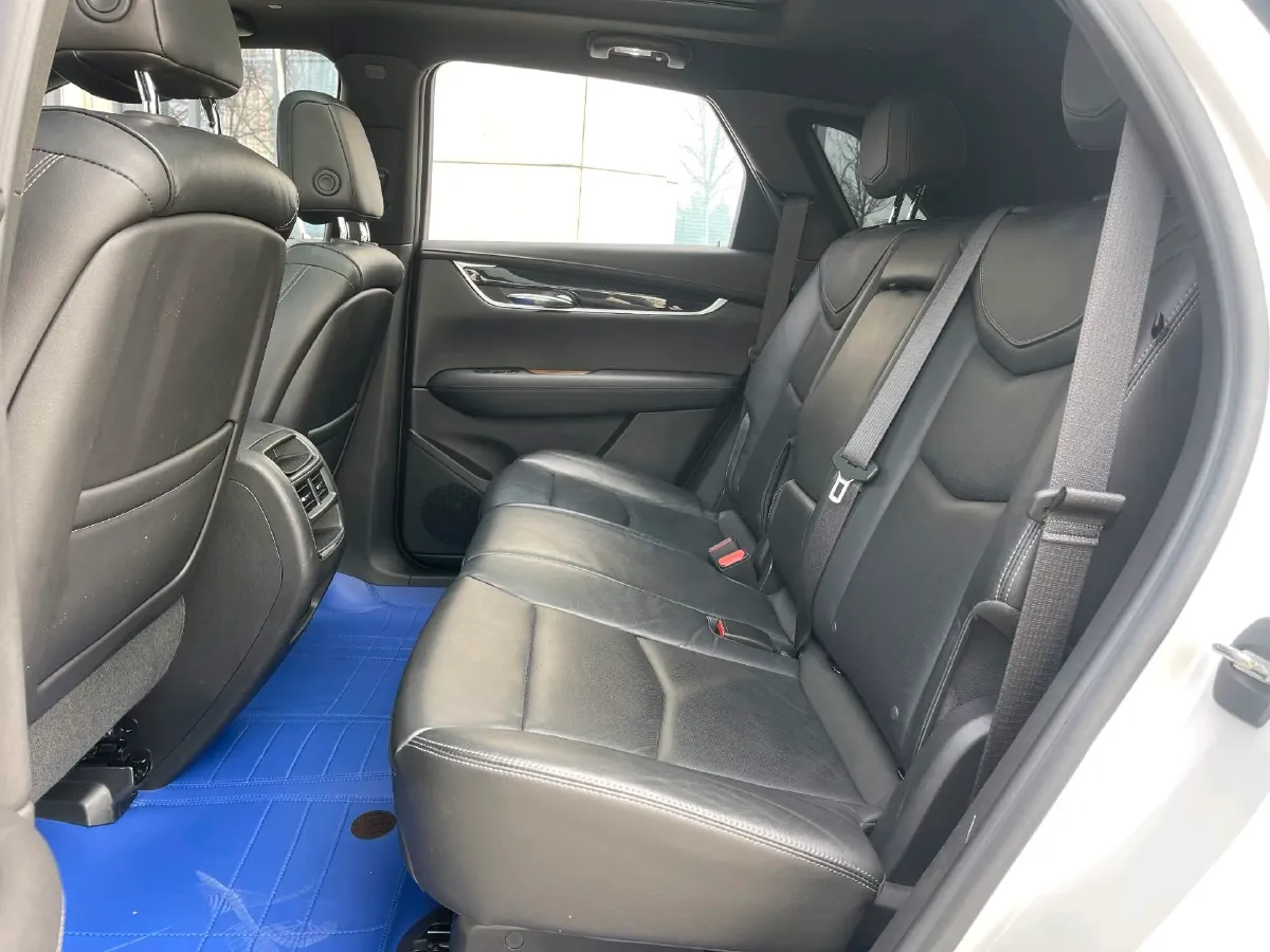2020 Cadillac XT5 2.0T 237HP L4 9AT,autocango,china used car exporter,china ev exporter,chinese used car exporter,chinese used ev exporter