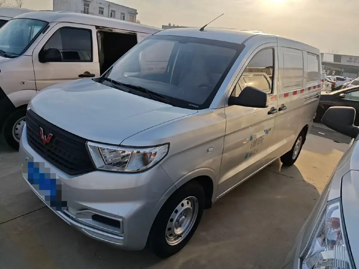 2021 ChangAn KuaYue New Leopard T3 1.6L 122HP L4 5MT,autocango,china used car exporter,china ev exporter,chinese used car exporter,chinese used ev exporter