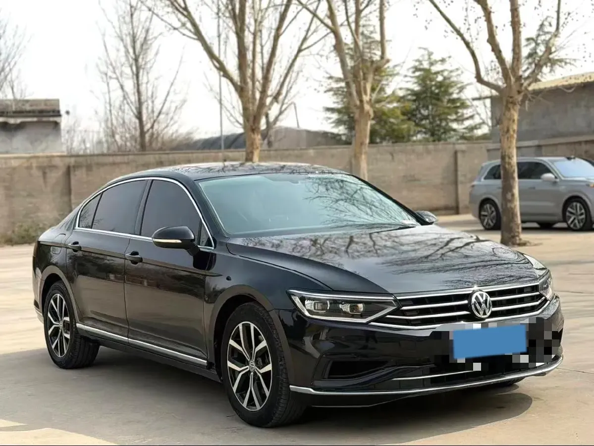 2020 Volkswagen Magotan 2.0T 186HP L4 7DCT,autocango,china used car exporter,china ev exporter,chinese used car exporter,chinese used ev exporter