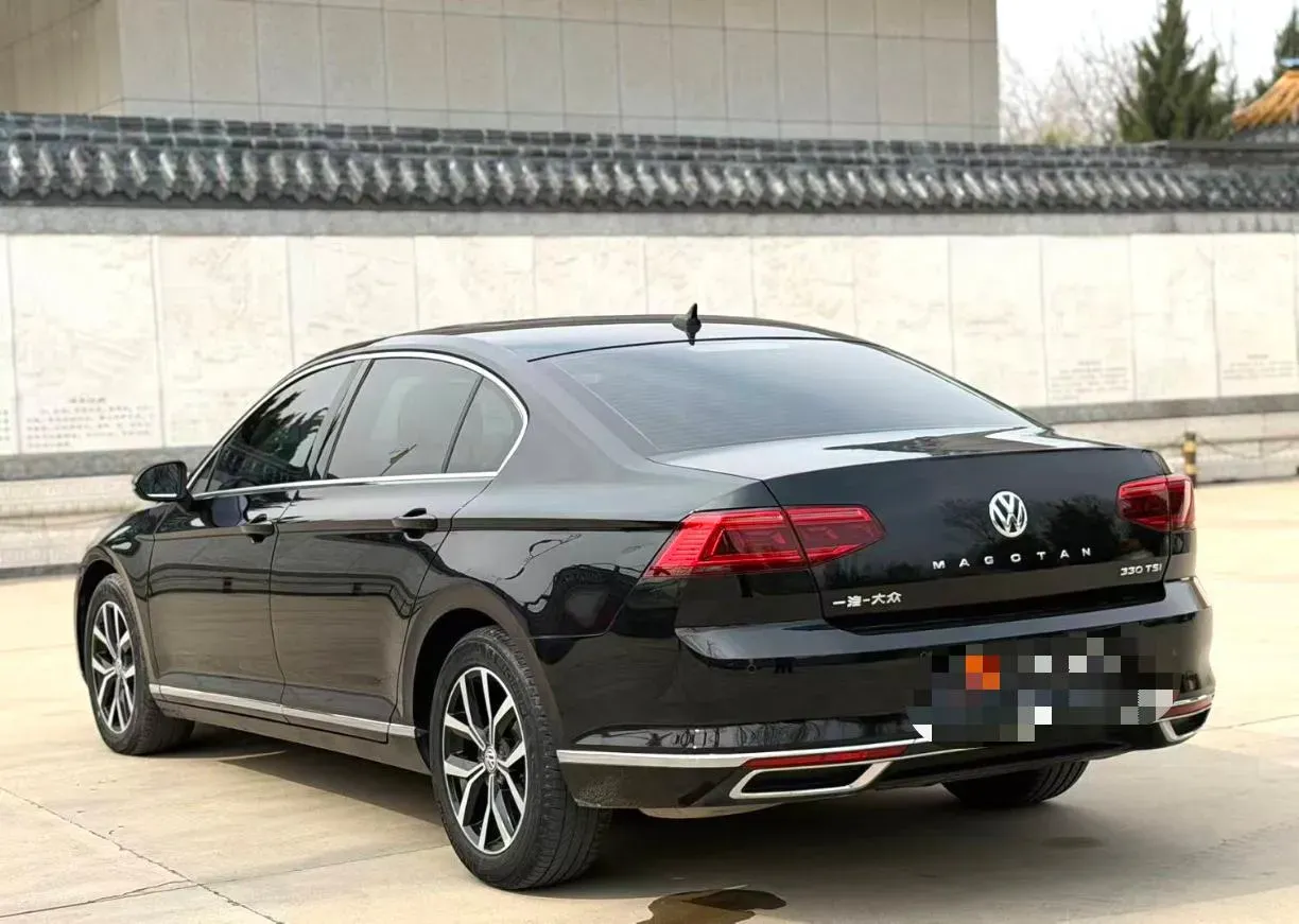 2020 Volkswagen Magotan 2.0T 186HP L4 7DCT,autocango,china used car exporter,china ev exporter,chinese used car exporter,chinese used ev exporter