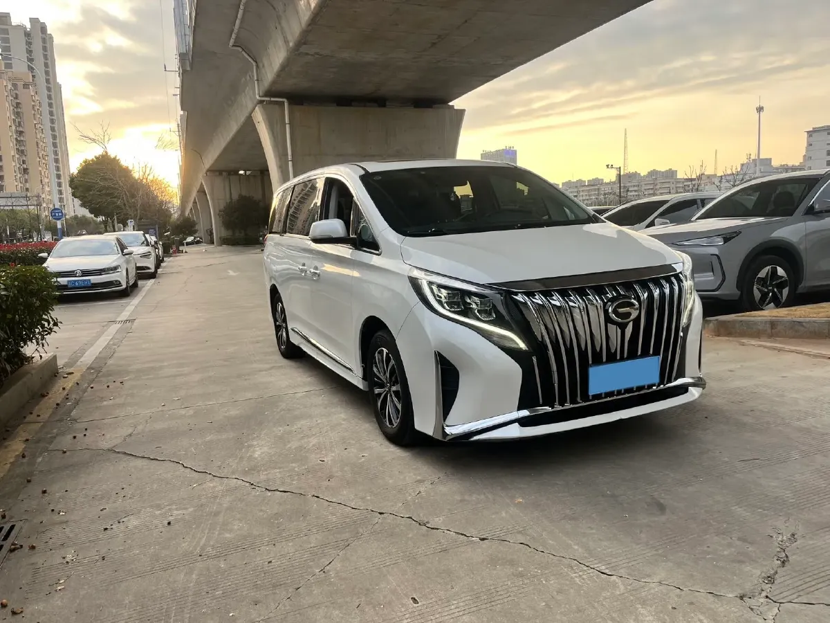 2023 GAC Trumpchi M8 2.0T 252HP L4 8AT,autocango,china used car exporter,china ev exporter,chinese used car exporter,chinese used ev exporter