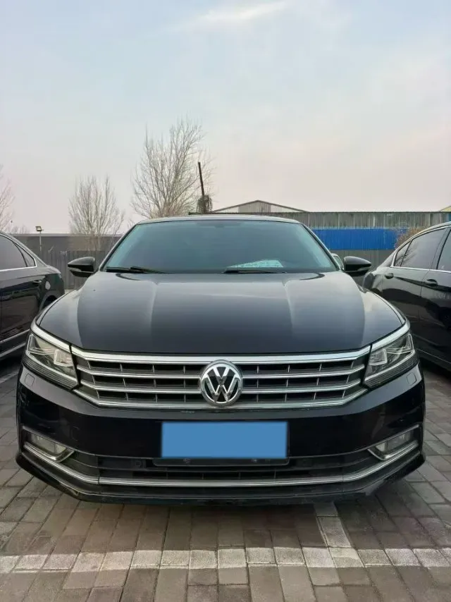 2017 Volkswagen Passat 1.8T 180HP L4 7DCT,autocango,china used car exporter,china ev exporter,chinese used car exporter,chinese used ev exporter