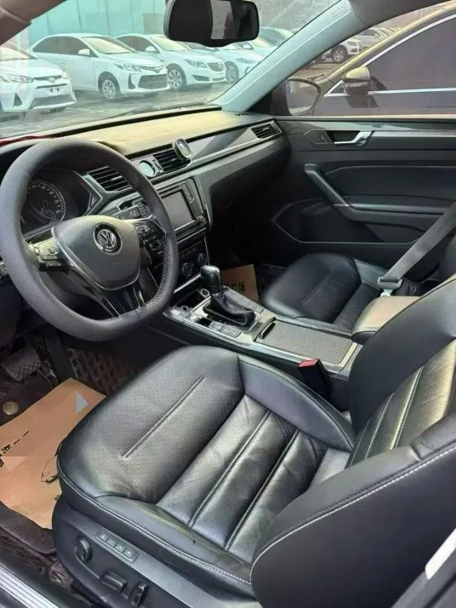 2017 Volkswagen Passat 1.8T 180HP L4 7DCT,autocango,china used car exporter,china ev exporter,chinese used car exporter,chinese used ev exporter