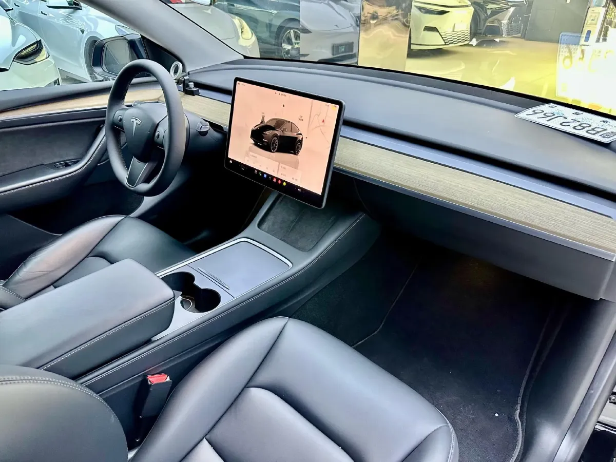2022 Tesla Model Y BEV 60KWH,autocango,china used car exporter,china ev exporter,chinese used car exporter,chinese used ev exporter