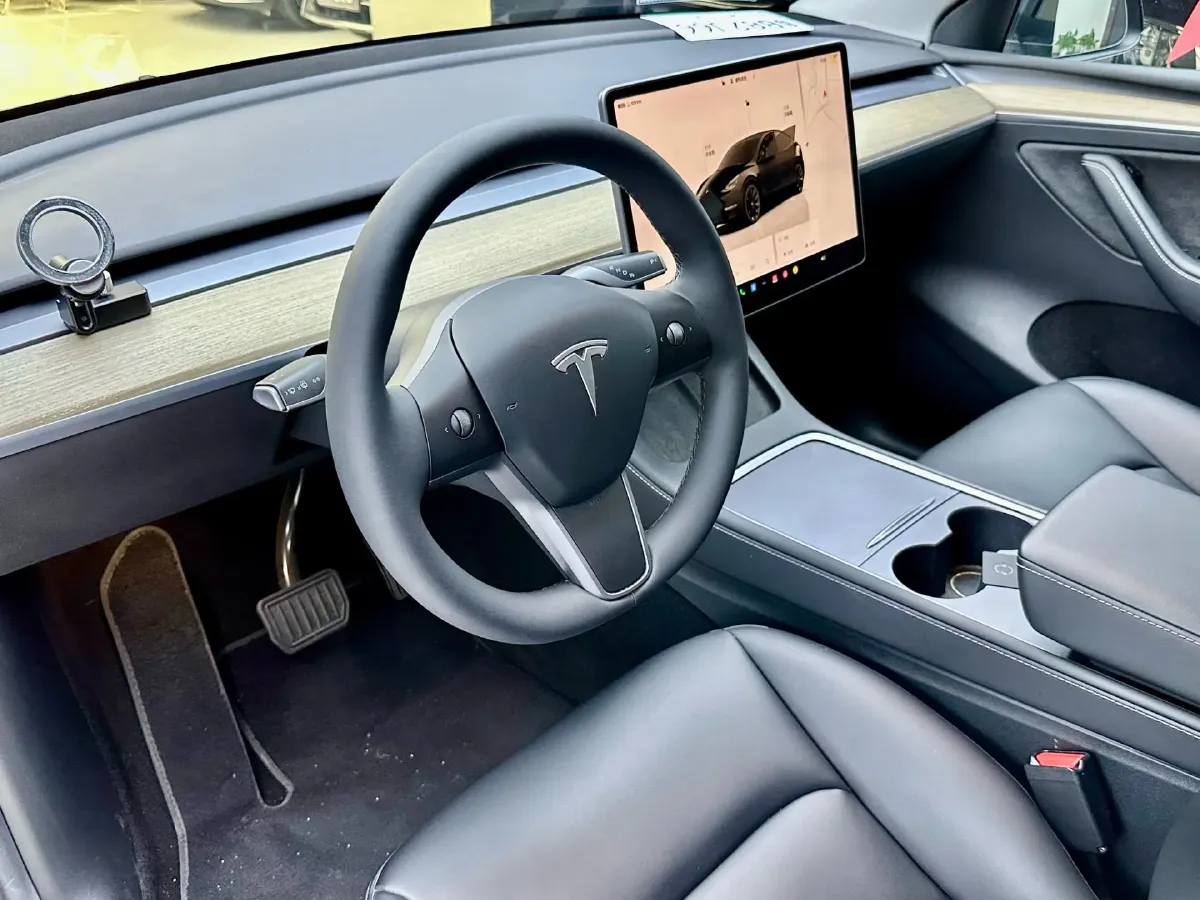 2022 Tesla Model Y BEV 60KWH,autocango,china used car exporter,china ev exporter,chinese used car exporter,chinese used ev exporter