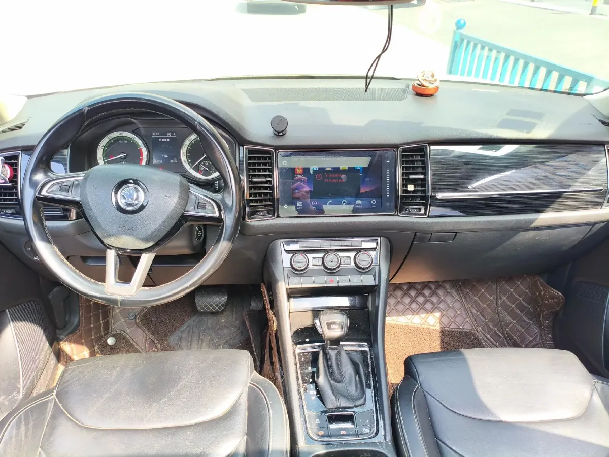 2018 Skoda Kodiak 1.8T 180HP L4 7DCT,autocango,china used car exporter,china ev exporter,chinese used car exporter,chinese used ev exporter