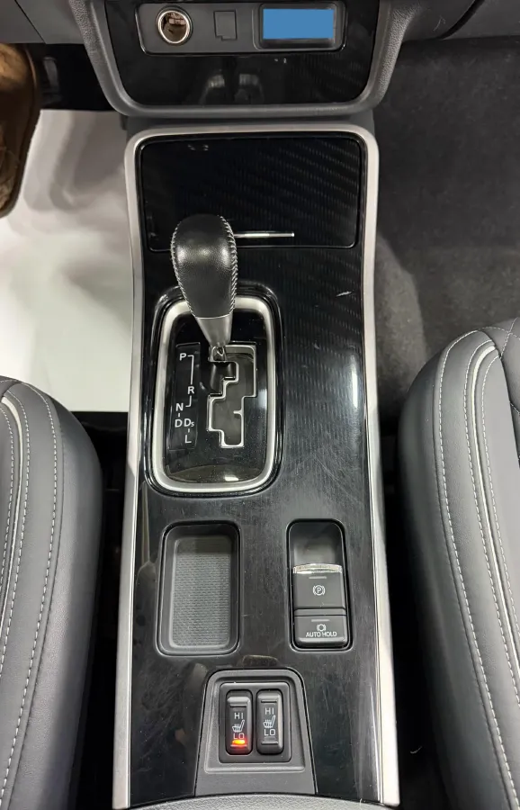 2021 Mitsubishi Outlander 2.0L 166HP L4 CVT,autocango,china used car exporter,china ev exporter,chinese used car exporter,chinese used ev exporter