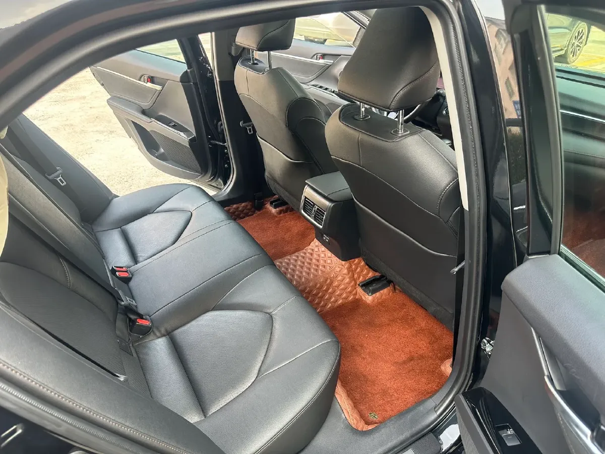 2023 Toyota Camry 2.5L 207HP L4 8AT,autocango,china used car exporter,china ev exporter,chinese used car exporter,chinese used ev exporter