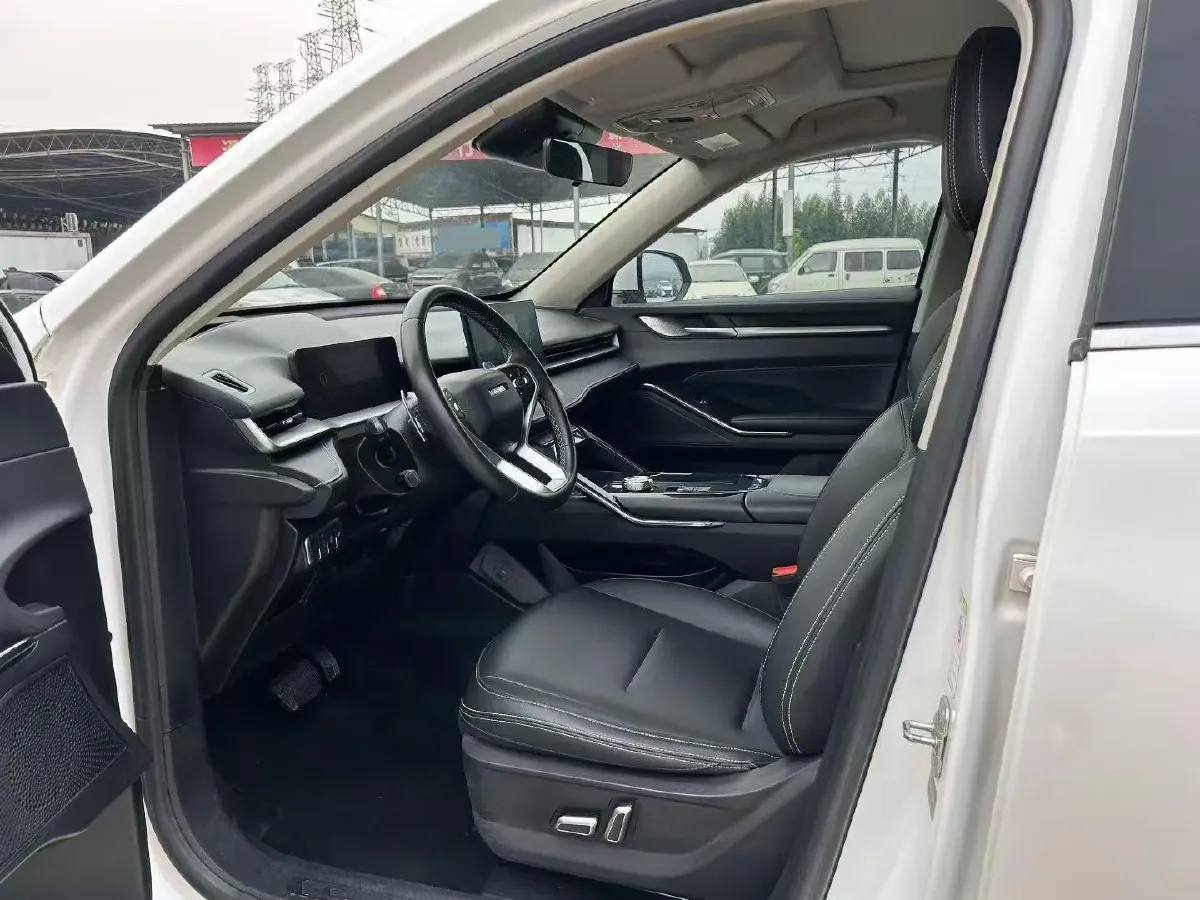 2021 Haval H6 2.0T 211HP L4 7DCT,autocango,china used car exporter,china ev exporter,chinese used car exporter,chinese used ev exporter