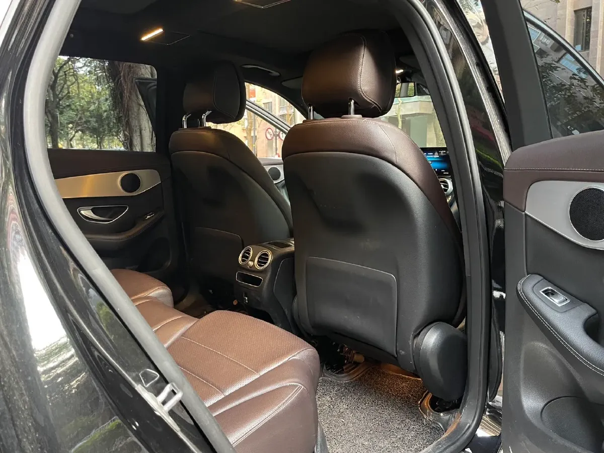 2022 Mercedes-Benz GLC Class 2.0T 197HP L4 9AT,autocango,china used car exporter,china ev exporter,chinese used car exporter,chinese used ev exporter