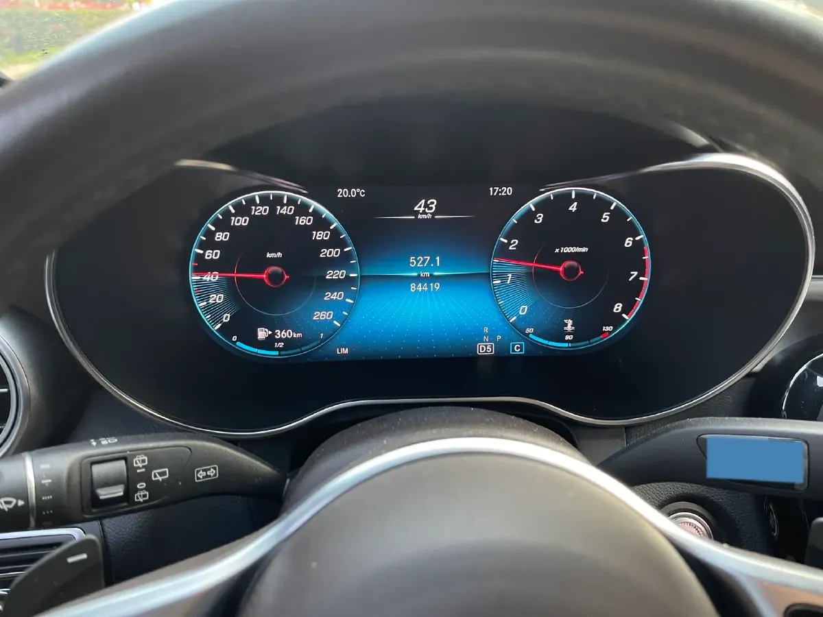 2022 Mercedes-Benz GLC Class 2.0T 197HP L4 9AT,autocango,china used car exporter,china ev exporter,chinese used car exporter,chinese used ev exporter