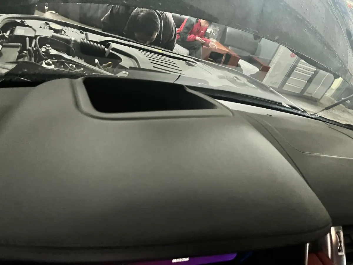 2022 Land Rover Range Rover Sport 3.0T 360HP L6 8AT,autocango,china used car exporter,china ev exporter,chinese used car exporter,chinese used ev exporter