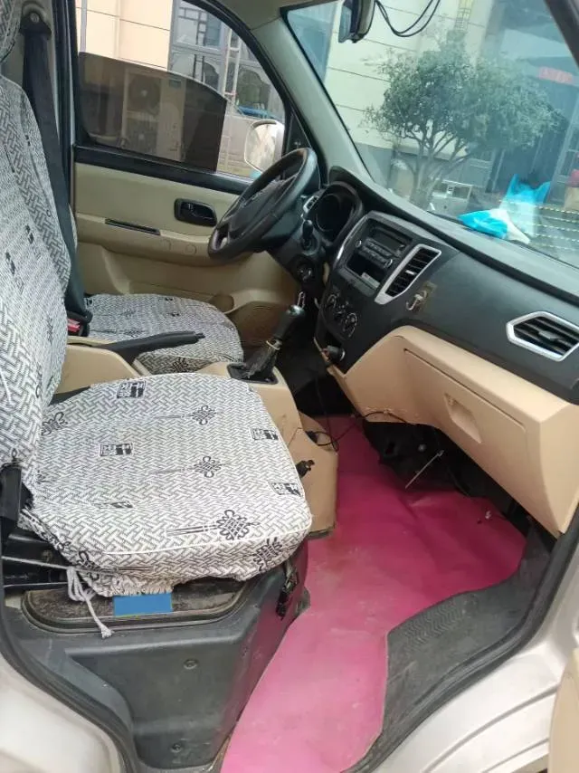 2015 WuLing HongGuang 1.5L 112HP L4 5MT,autocango,china used car exporter,china ev exporter,chinese used car exporter,chinese used ev exporter