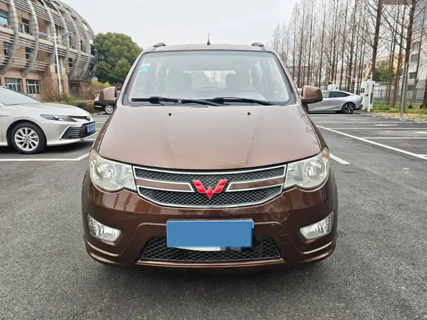 2015 WuLing HongGuang 1.5L 112HP L4 5MT,autocango,china used car exporter,china ev exporter,chinese used car exporter,chinese used ev exporter