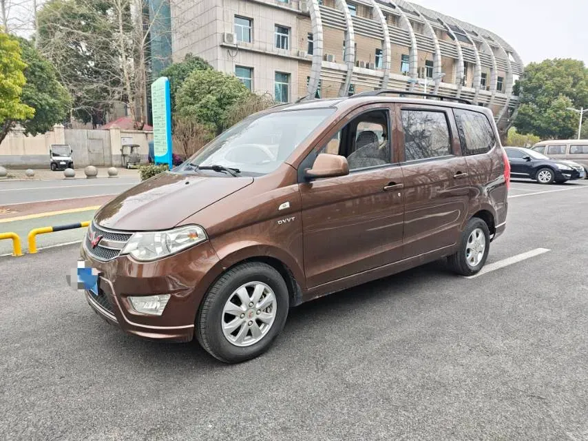2015 WuLing HongGuang 1.5L 112HP L4 5MT,autocango,china used car exporter,china ev exporter,chinese used car exporter,chinese used ev exporter