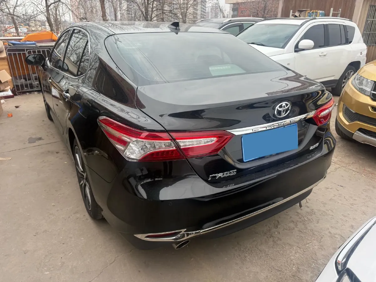 2021 Toyota Camry 2.5L 209HP L4 8AT,autocango,china used car exporter,china ev exporter,chinese used car exporter,chinese used ev exporter