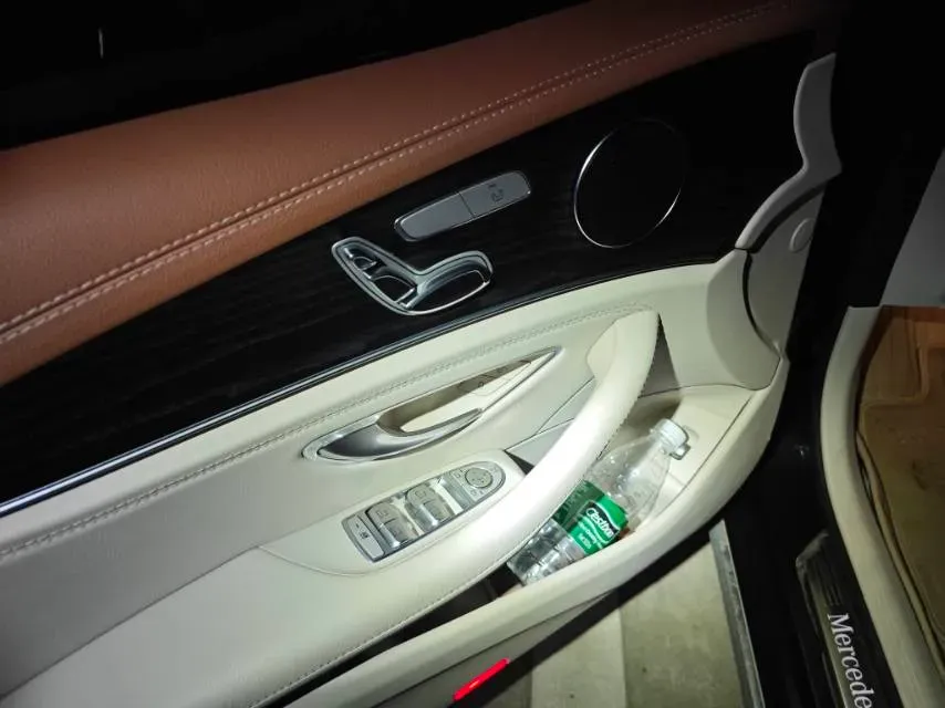 2021 Mercedes-Benz E Class 2.0T 197HP L4 9AT,autocango,china used car exporter,china ev exporter,chinese used car exporter,chinese used ev exporter