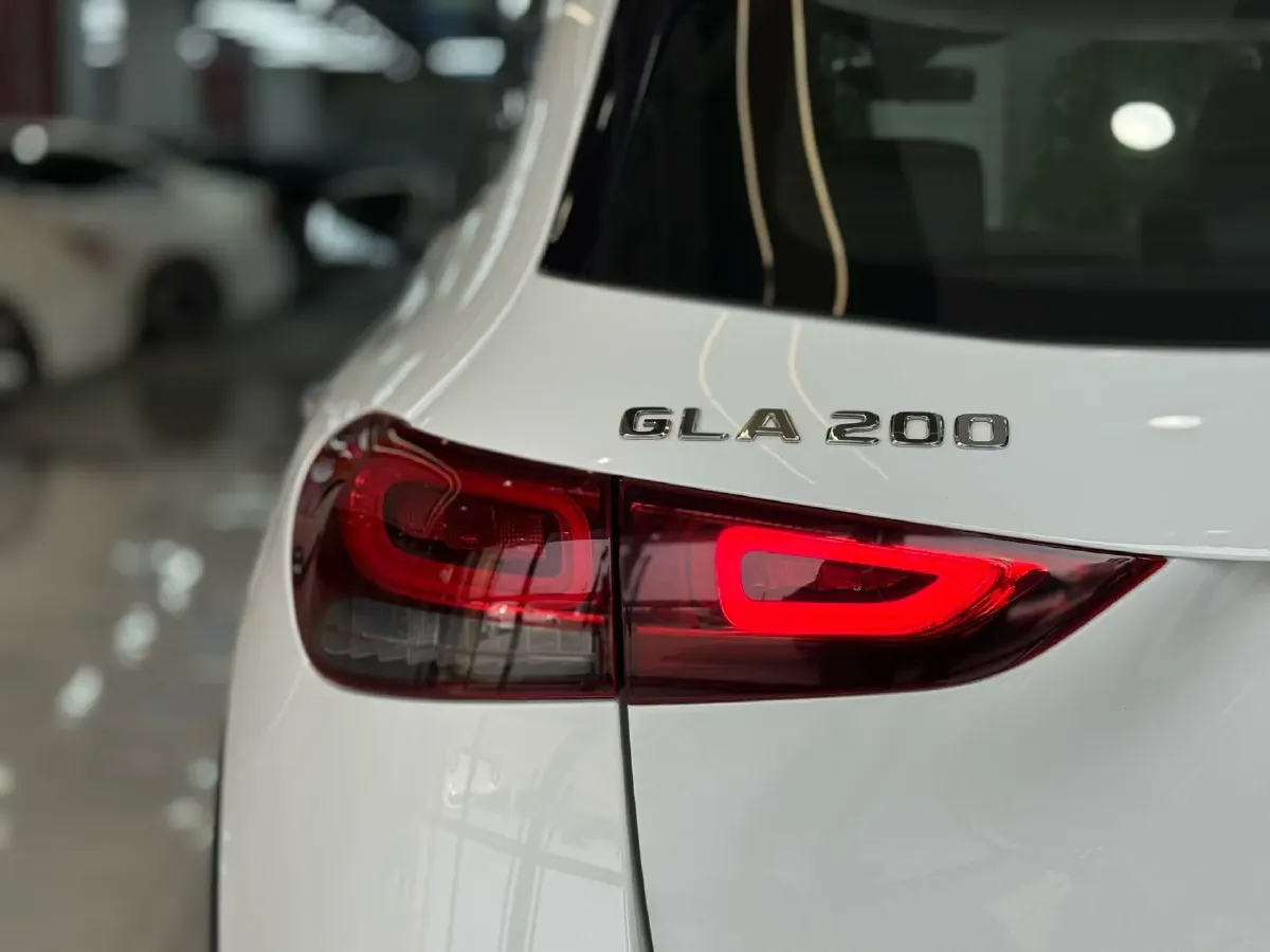 2020 Mercedes-Benz GLA Class 1.3T 163HP L4 7DCT,autocango,china used car exporter,china ev exporter,chinese used car exporter,chinese used ev exporter
