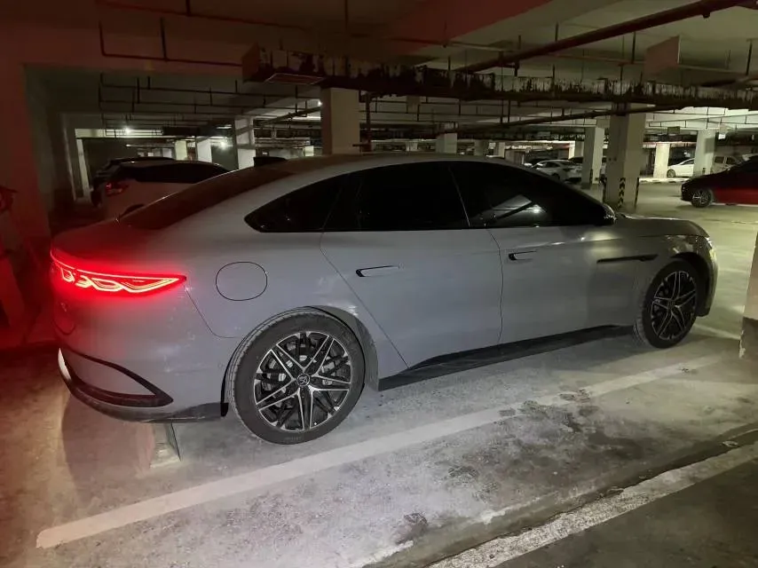 2025 BYD Han BEV 72KWH,autocango,china used car exporter,china ev exporter,chinese used car exporter,chinese used ev exporter