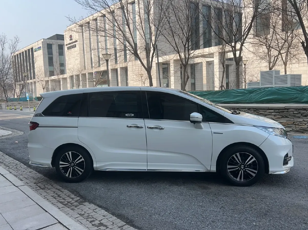 2019 Honda Odyssey 2.0L 146HP L4 E-CVT Hybrid,autocango,china used car exporter,china ev exporter,chinese used car exporter,chinese used ev exporter