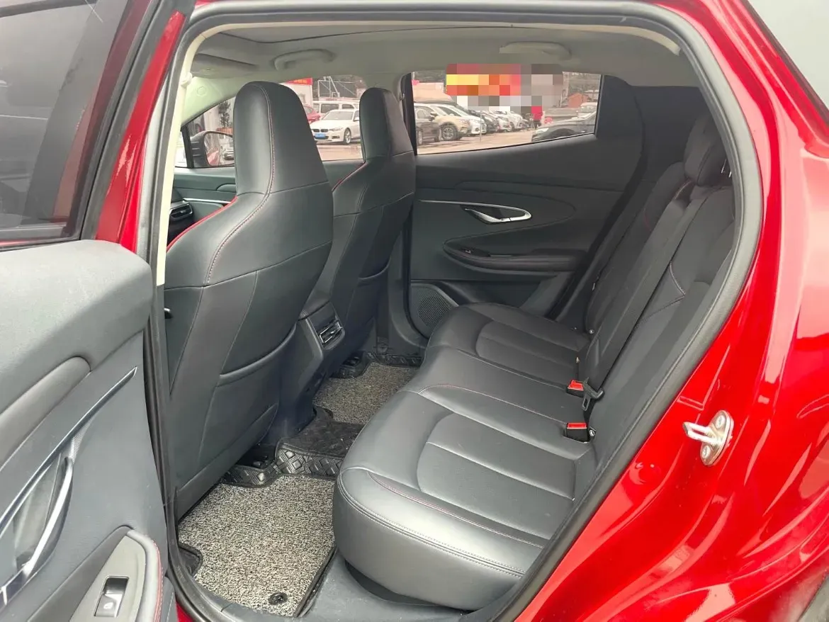 2020 ChangAn UNI-T 1.5T 180HP L4 7DCT,autocango,china used car exporter,china ev exporter,chinese used car exporter,chinese used ev exporter