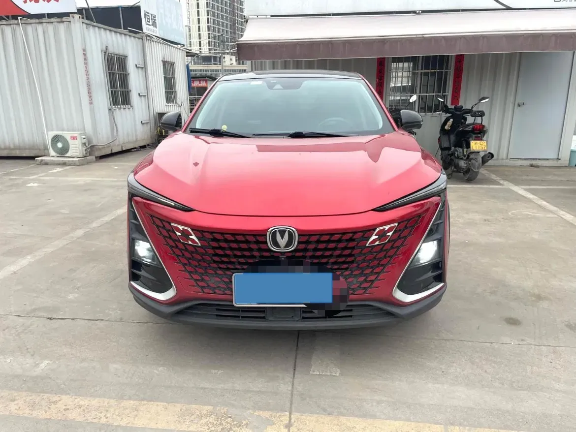 2020 ChangAn UNI-T 1.5T 180HP L4 7DCT,autocango,china used car exporter,china ev exporter,chinese used car exporter,chinese used ev exporter