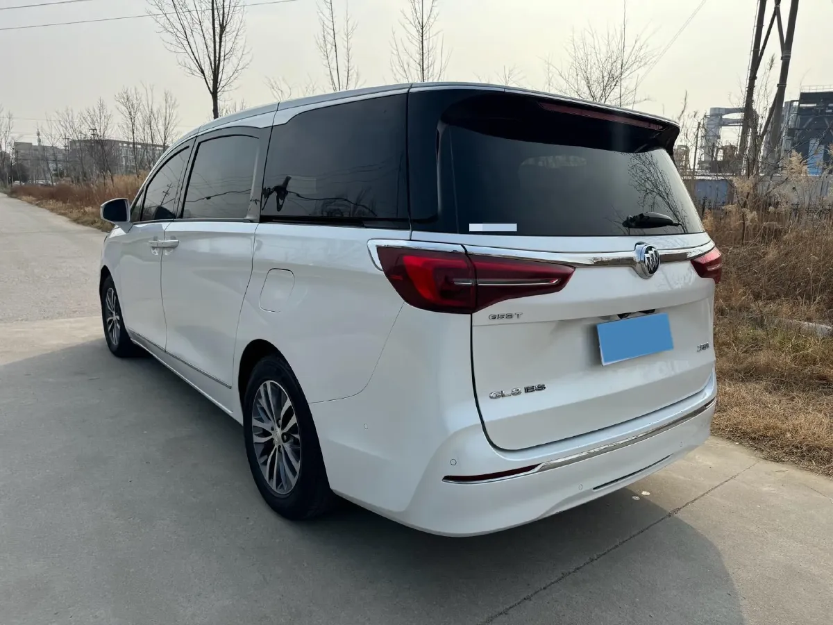 2021 Buick GL8 2.0T 237HP L4 9AT,autocango,china used car exporter,china ev exporter,chinese used car exporter,chinese used ev exporter