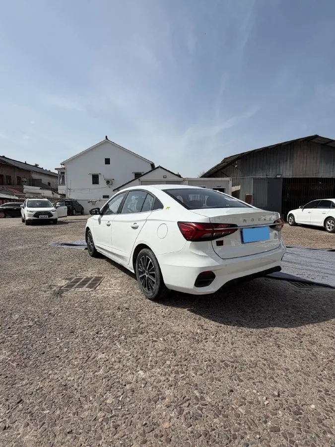 2021 Roewe i5 1.5L 120HP L4 CVT,autocango,china used car exporter,china ev exporter,chinese used car exporter,chinese used ev exporter