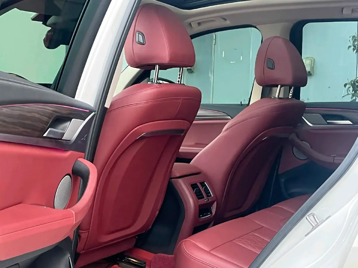 2022 BMW X3 2.0T 252HP L4 8AT,autocango,china used car exporter,china ev exporter,chinese used car exporter,chinese used ev exporter