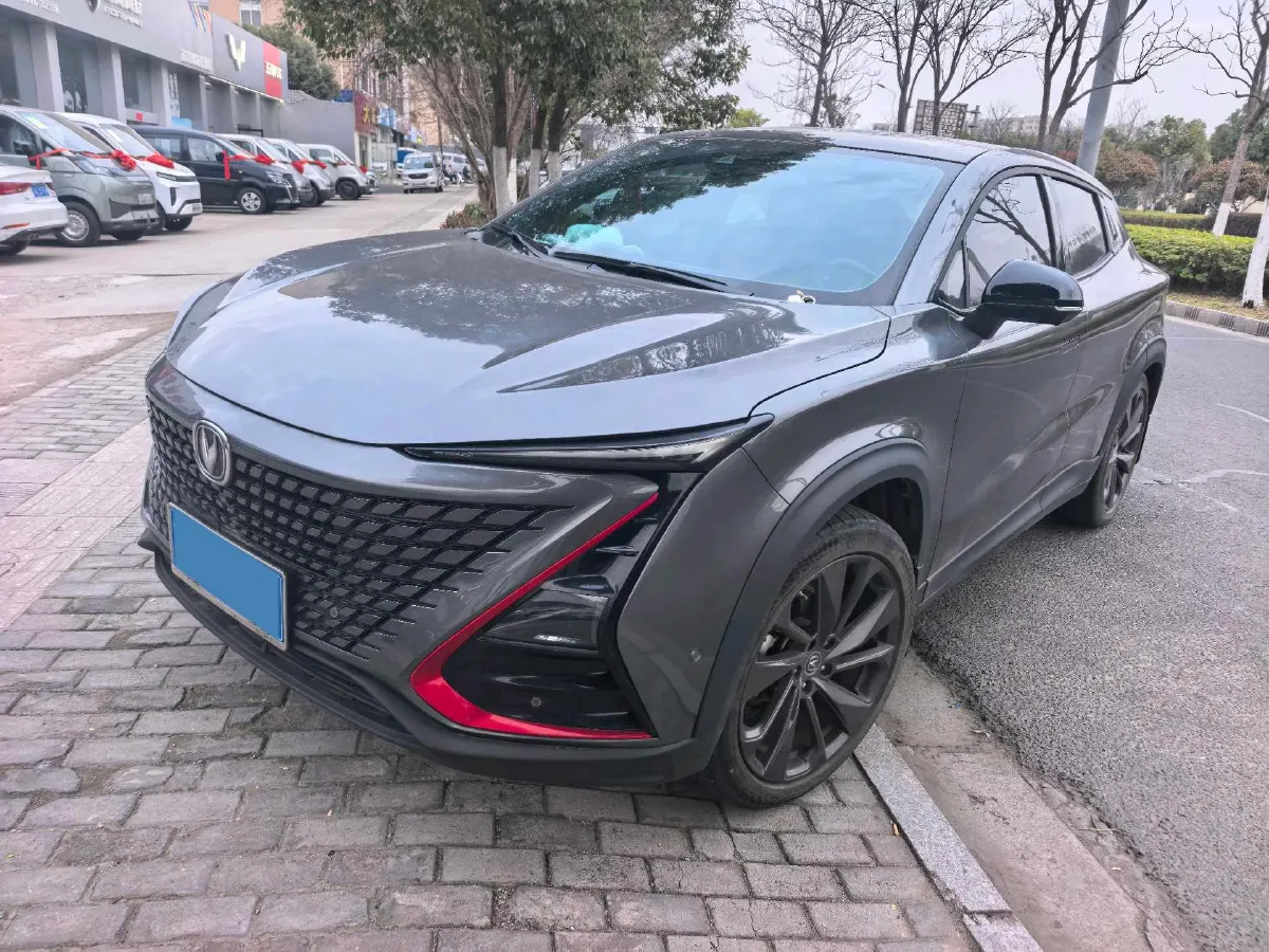 2021 ChangAn UNI-T 1.5T 180HP L4 7DCT,autocango,china used car exporter,china ev exporter,chinese used car exporter,chinese used ev exporter