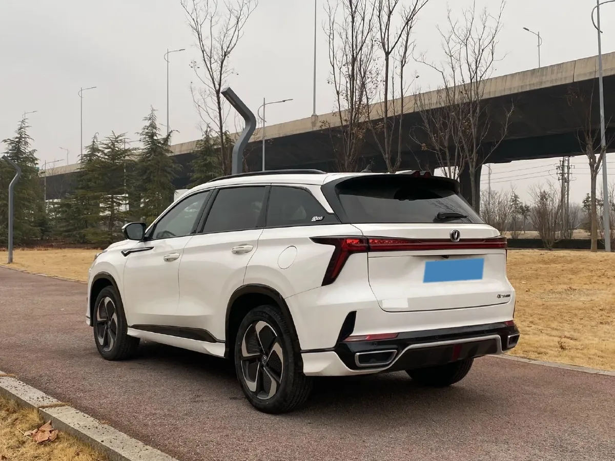 2023 ChangAn CS75 Plus iDD 1.5T 170HP L4 6TCT PHEV 28.39KWH,autocango,china used car exporter,china ev exporter,chinese used car exporter,chinese used ev exporter