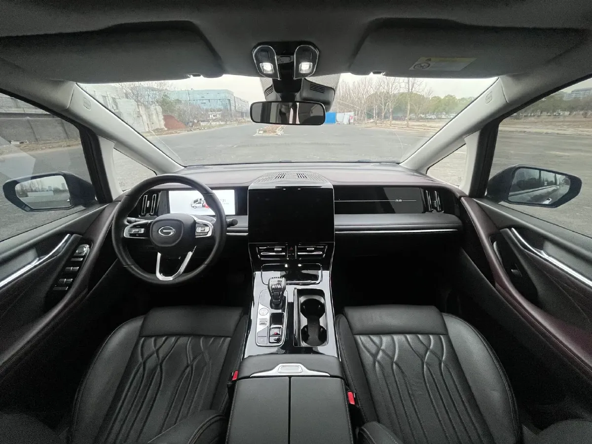 2024 GAC Trumpchi M8 2.0T 252HP L4 8AT,autocango,china used car exporter,china ev exporter,chinese used car exporter,chinese used ev exporter