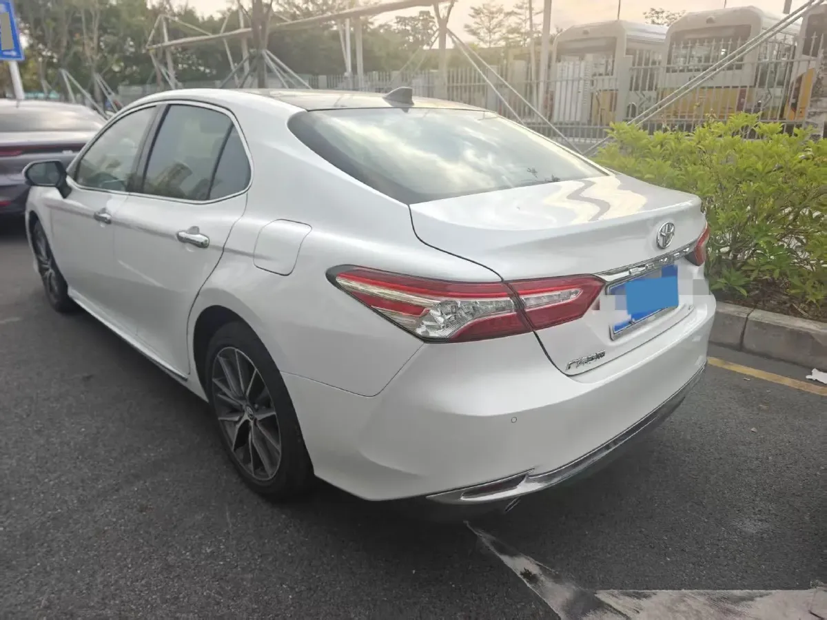 2023 Toyota Camry 2.5L 207HP L4 8AT,autocango,china used car exporter,china ev exporter,chinese used car exporter,chinese used ev exporter