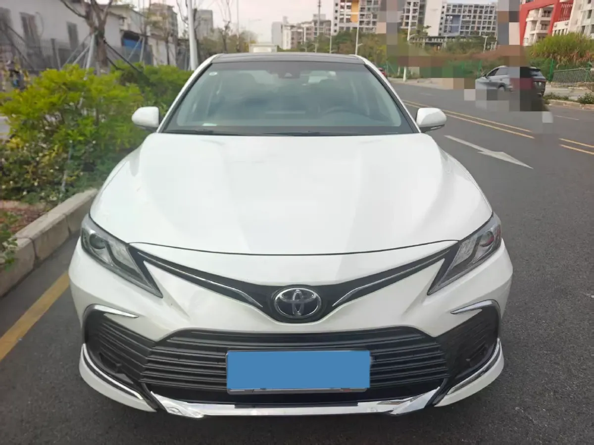 2023 Toyota Camry 2.5L 207HP L4 8AT,autocango,china used car exporter,china ev exporter,chinese used car exporter,chinese used ev exporter