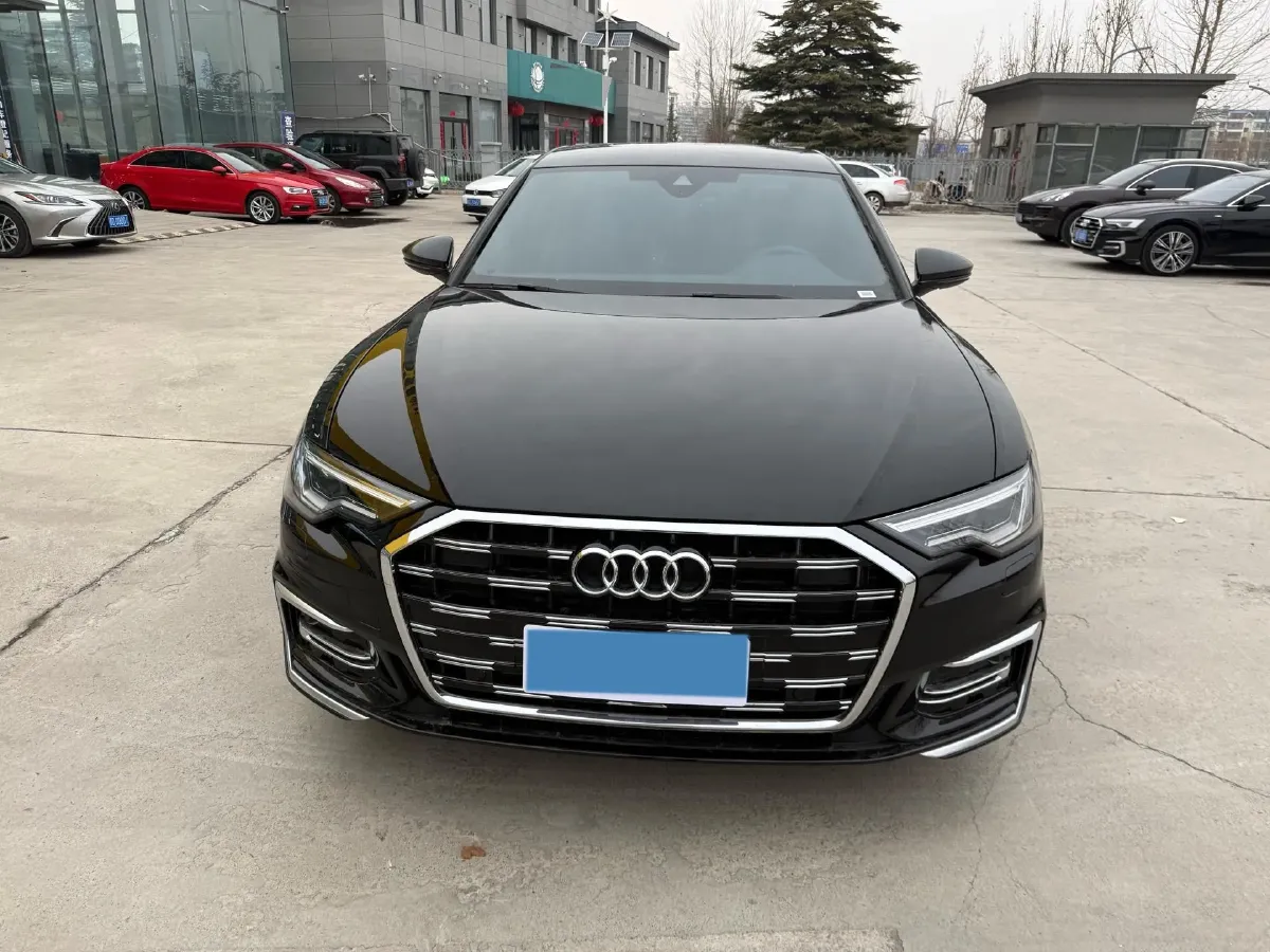 2026 Audi A6L 2.0T 190HP L4 7DCT,autocango,china used car exporter,china ev exporter,chinese used car exporter,chinese used ev exporter