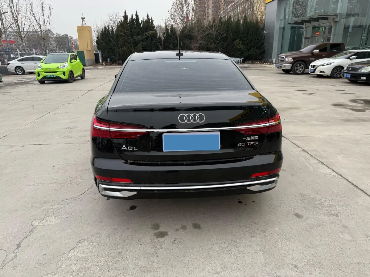 2026 Audi A6L 2.0T 190HP L4 7DCT,autocango,china used car exporter,china ev exporter,chinese used car exporter,chinese used ev exporter