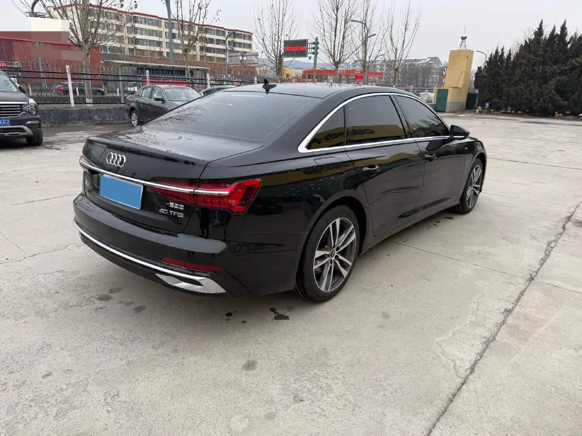 2026 Audi A6L 2.0T 190HP L4 7DCT,autocango,china used car exporter,china ev exporter,chinese used car exporter,chinese used ev exporter