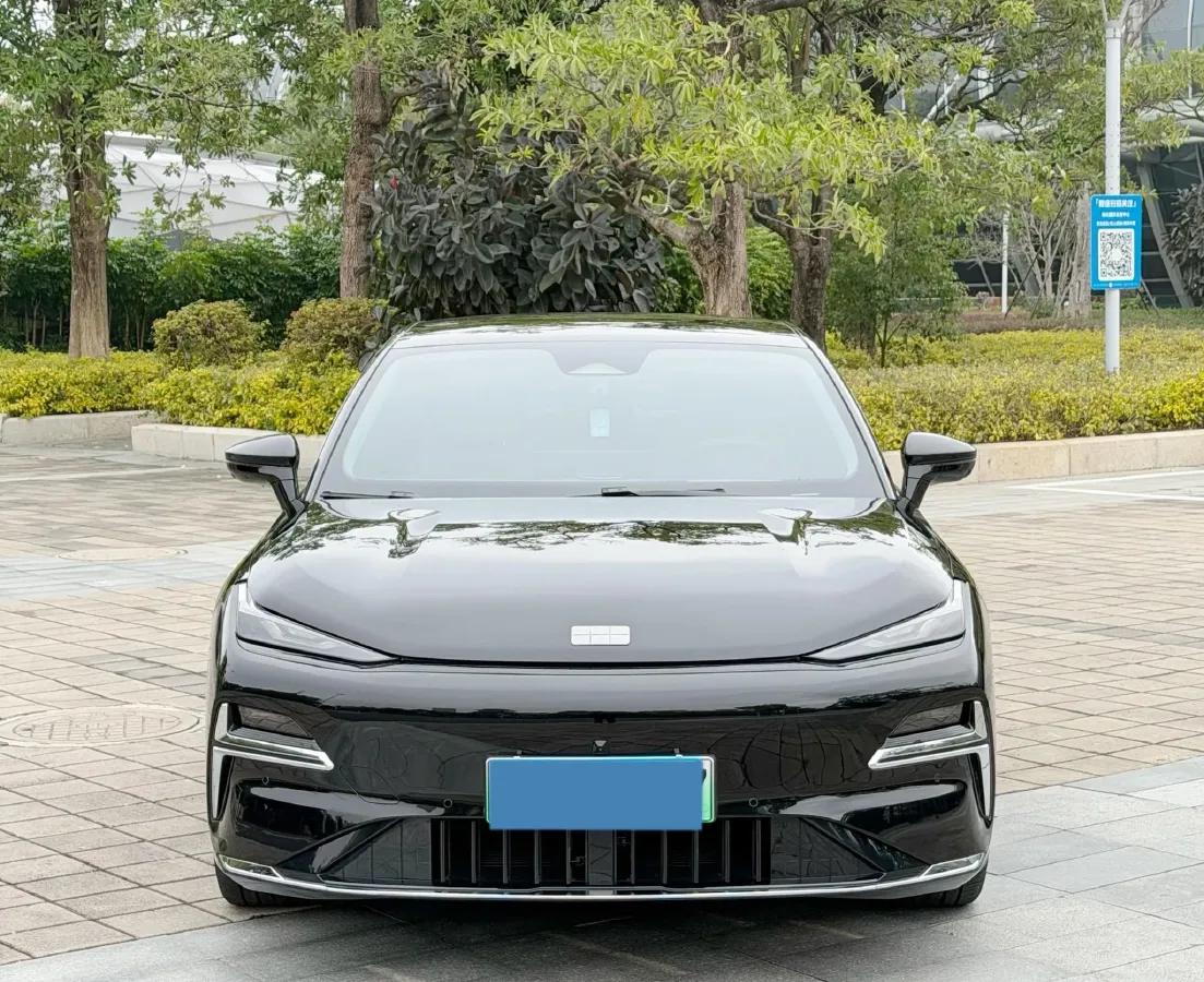 2025 Geely Galaxy Starshine 8 1.5L 112HP L4 1DHT PHEV,autocango,china used car exporter,china ev exporter,chinese used car exporter,chinese used ev exporter