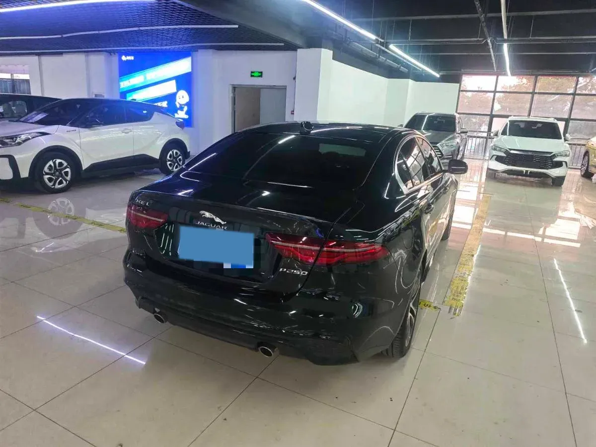 2023 Jaguar XEL 2.0T 250HP L4 8AT,autocango,china used car exporter,china ev exporter,chinese used car exporter,chinese used ev exporter