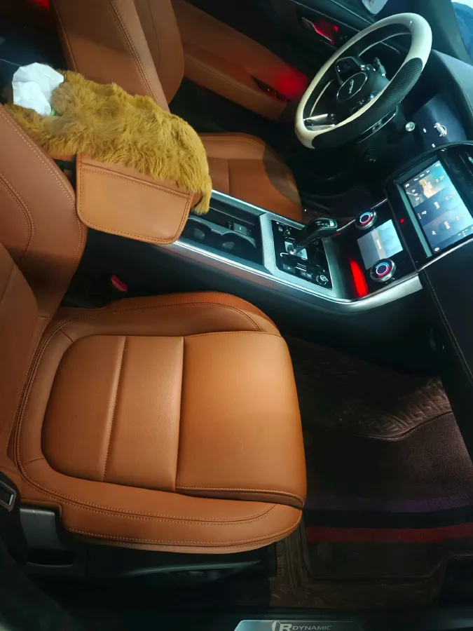 2023 Jaguar XEL 2.0T 250HP L4 8AT,autocango,china used car exporter,china ev exporter,chinese used car exporter,chinese used ev exporter