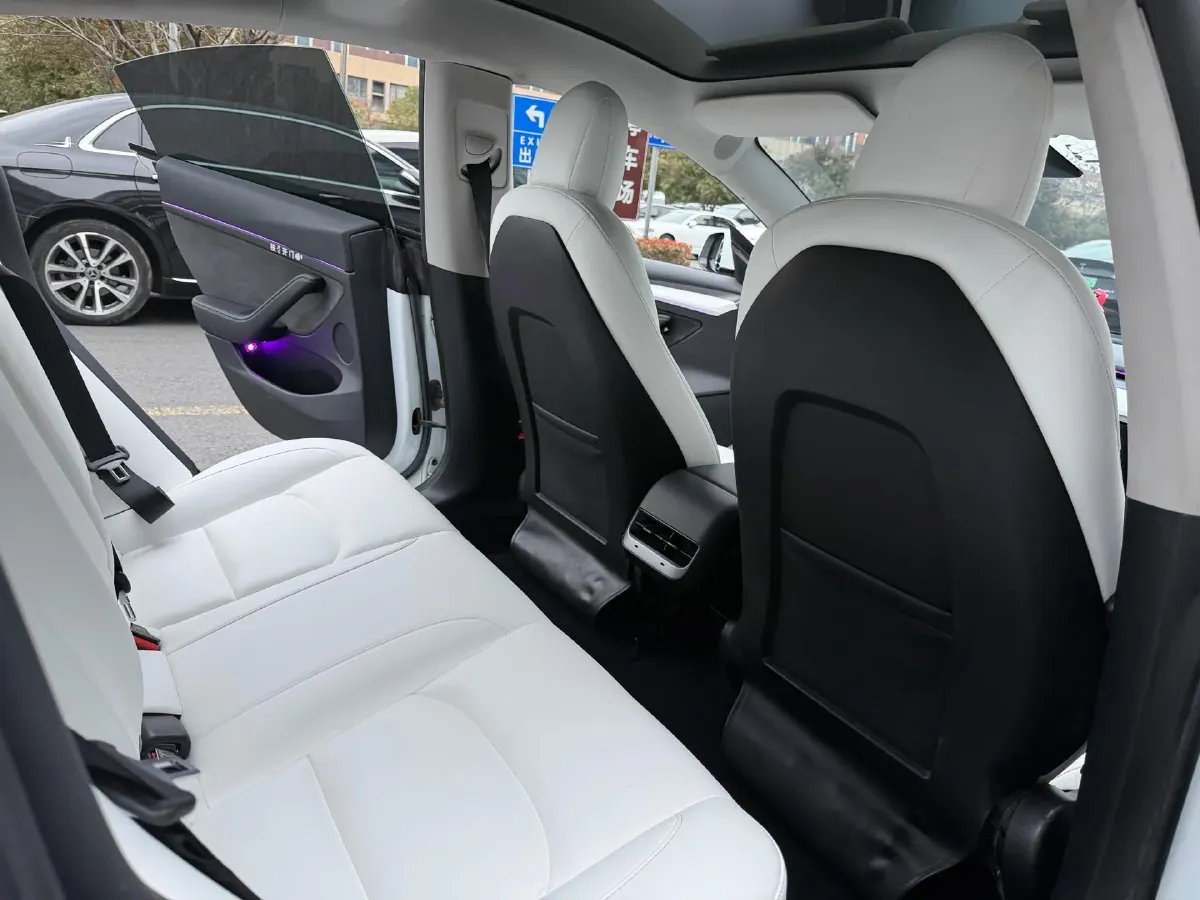 2022 Chevrolet Blazer 2.0T 237HP L4 9AT,autocango,china used car exporter,china ev exporter,chinese used car exporter,chinese used ev exporter