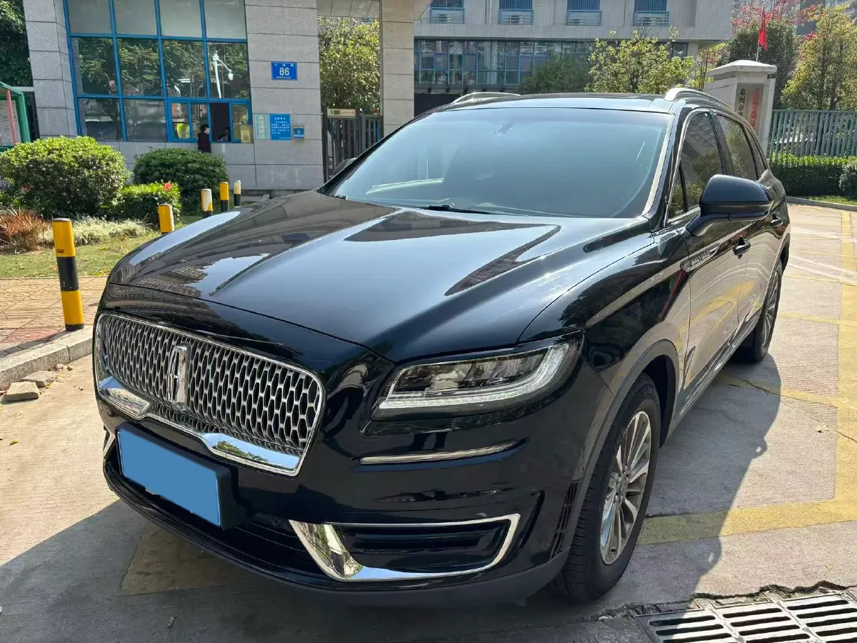 2019 Lincoln Nautilus 2.0T 224HP L4 8AT,autocango,china used car exporter,china ev exporter,chinese used car exporter,chinese used ev exporter
