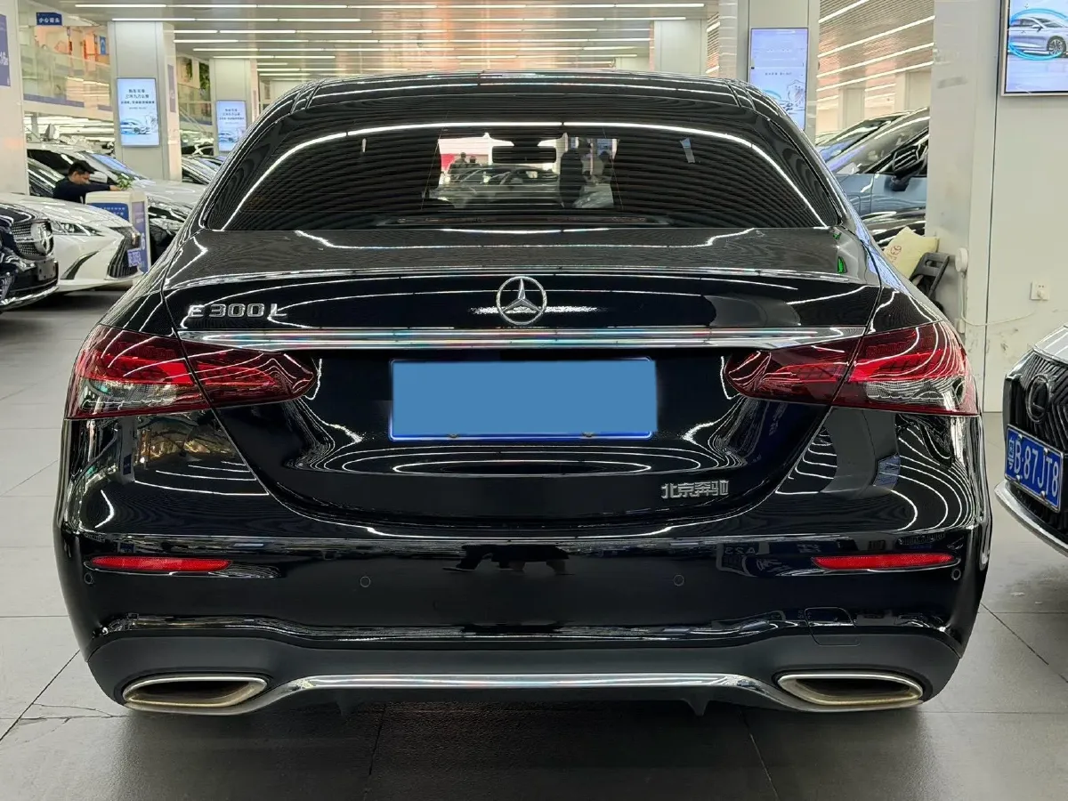 2023 Mercedes-Benz E Class 2.0T 258HP L4 9AT,autocango,china used car exporter,china ev exporter,chinese used car exporter,chinese used ev exporter