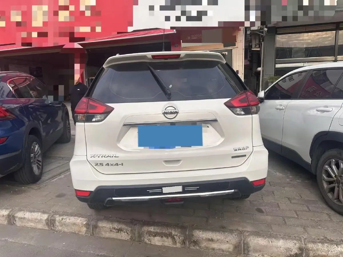 2019 Nissan X-Trail 2.5L 186HP L4 CVT,autocango,china used car exporter,china ev exporter,chinese used car exporter,chinese used ev exporter